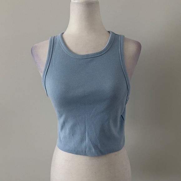 H&M Light Blue Crop Top - Picture 2 of 3